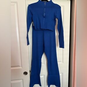 Elegant Blue Zippered Jumpsuit